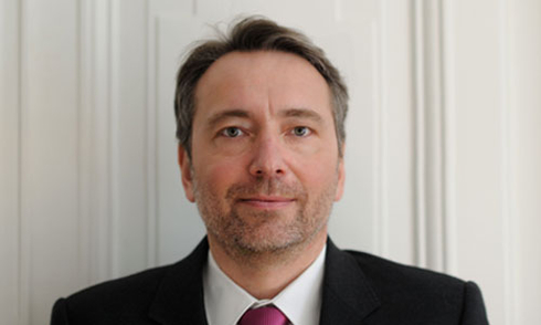 Dipl.- Kfm. Dirk Senkpiel
